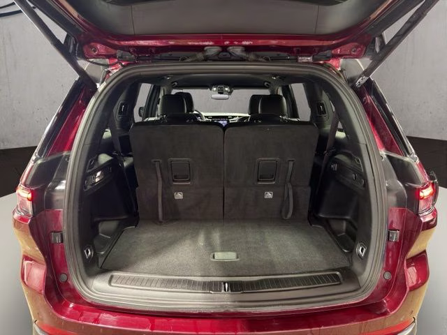2023 Velvet Red Pearlcoat Jeep Grand Cherokee L Altitude 4X4 SUV