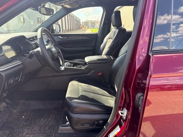 2023 Velvet Red Pearlcoat Jeep Grand Cherokee L Altitude 4X4 SUV