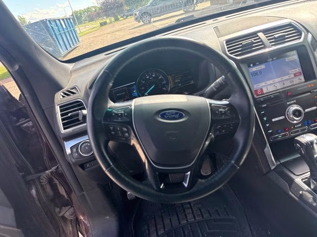 2019 Burgundy Ford Explorer Limited 4X4 SUV