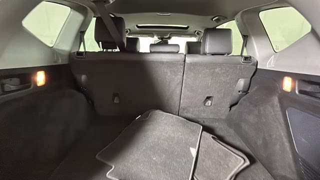2022 Platinum White Pearl Honda CR-V Hybrid Touring AWD SUV