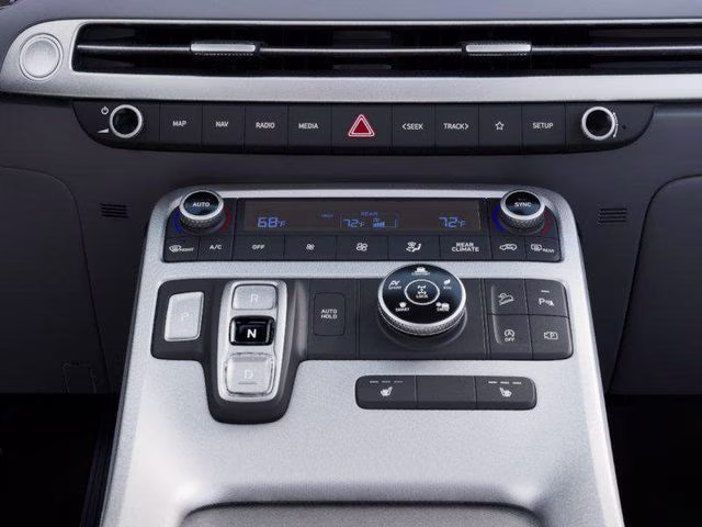 2025 Typhoon Silver Hyundai Palisade SEL AWD SUV