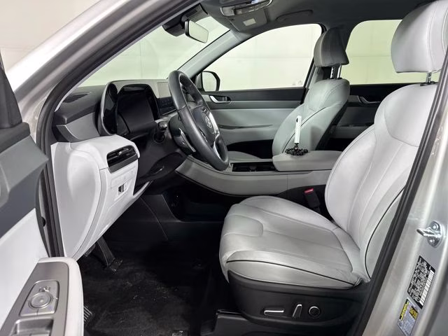 2025 Typhoon Silver Hyundai Palisade SEL AWD SUV