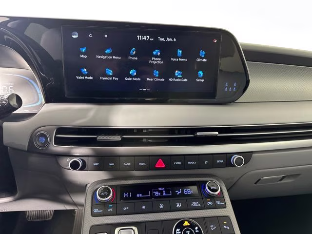 2025 Typhoon Silver Hyundai Palisade SEL AWD SUV
