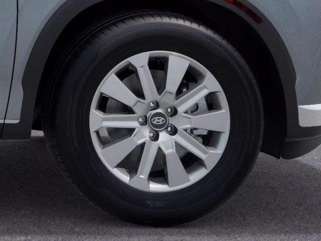 2025 Typhoon Silver Hyundai Palisade SEL AWD SUV