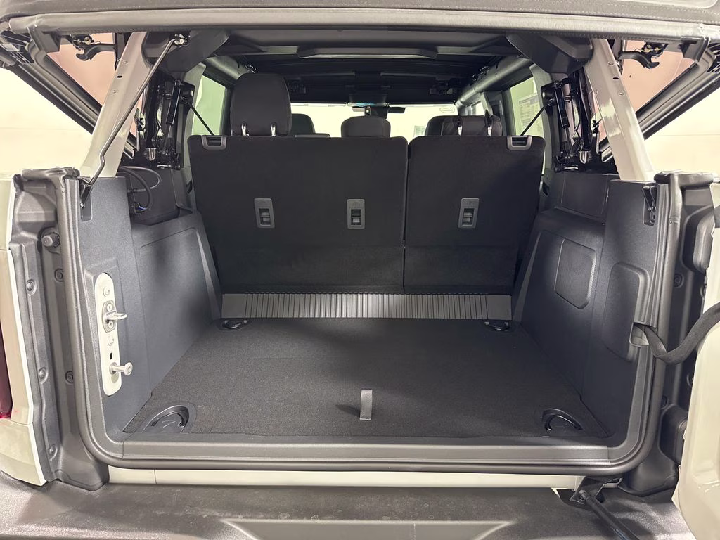 2026 Avalanche Gray Ford Bronco Big Bend 4X4 SUV