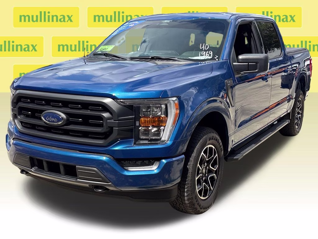 2022 Blue Metallic Ford F-150 XLT 4X4 Truck