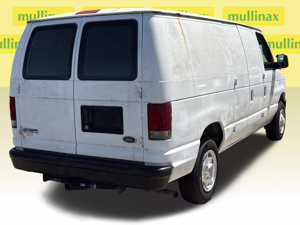 2008 Oxford White Clearcoat Ford E-150 Commercial RWD Van