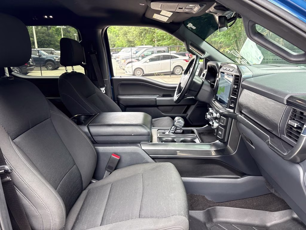 2022 Blue Metallic Ford F-150 XLT 4X4 Truck