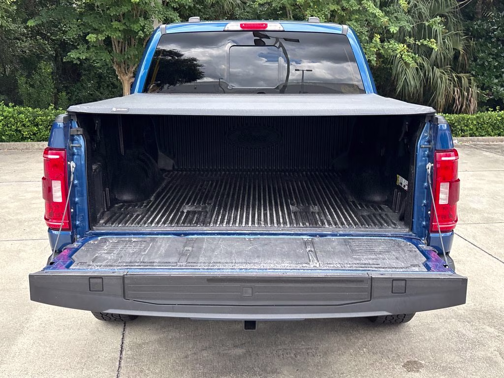 2022 Blue Metallic Ford F-150 XLT 4X4 Truck