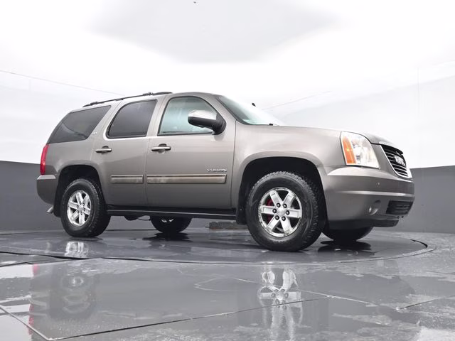 2014 Mocha Steel Metallic GMC Yukon SLT 4X4 SUV