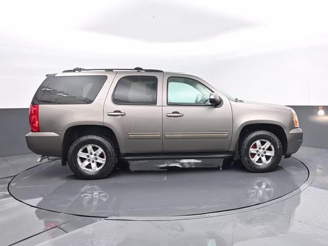 2014 Mocha Steel Metallic GMC Yukon SLT 4X4 SUV