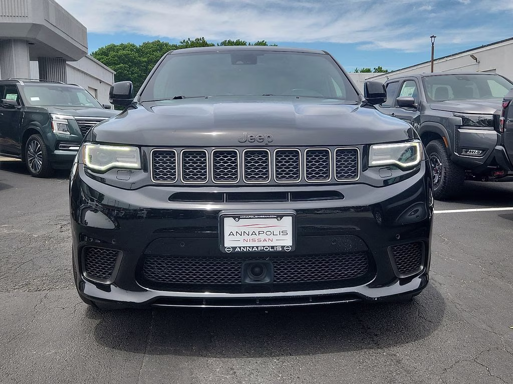2018 Diamond Black Crystal Pearlcoat Jeep Grand Cherokee Trackhawk 4X4 SUV