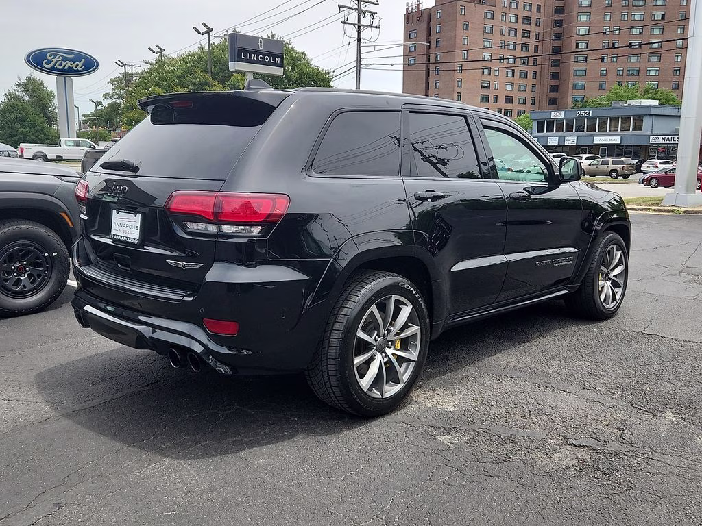 2018 Diamond Black Crystal Pearlcoat Jeep Grand Cherokee Trackhawk 4X4 SUV