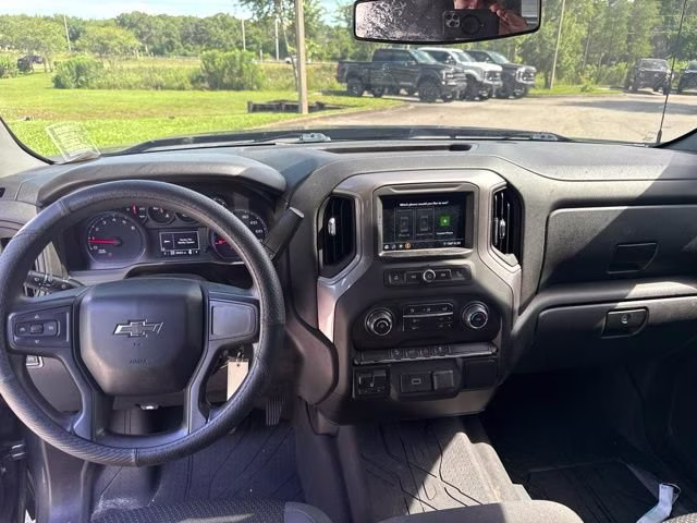 2019 Shadow Gray Metallic Chevrolet Silverado 1500 Custom Trail Boss Crew Cab Pickup 4X4 Truck