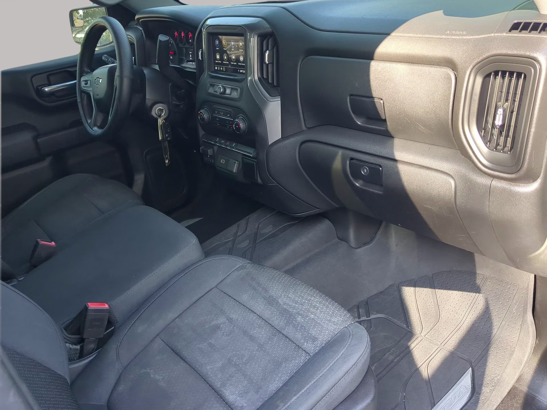 2019 Shadow Gray Metallic Chevrolet Silverado 1500 Custom Trail Boss Crew Cab Pickup 4X4 Truck