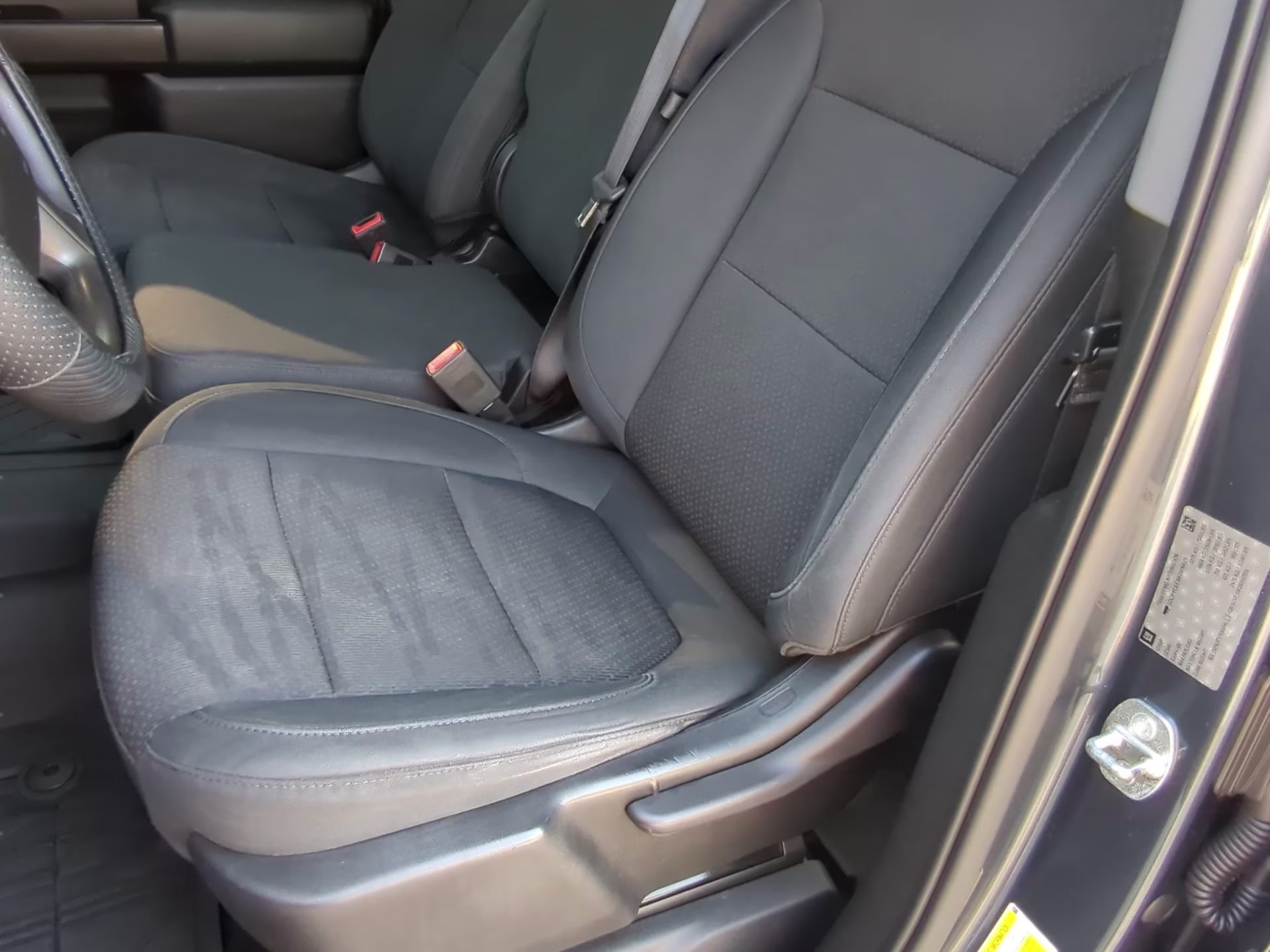 2019 Shadow Gray Metallic Chevrolet Silverado 1500 Custom Trail Boss Crew Cab Pickup 4X4 Truck