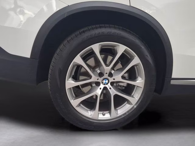 2025 Alpine White BMW X5 xDrive40i AWD SUV
