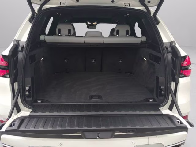 2025 Alpine White BMW X5 xDrive40i AWD SUV