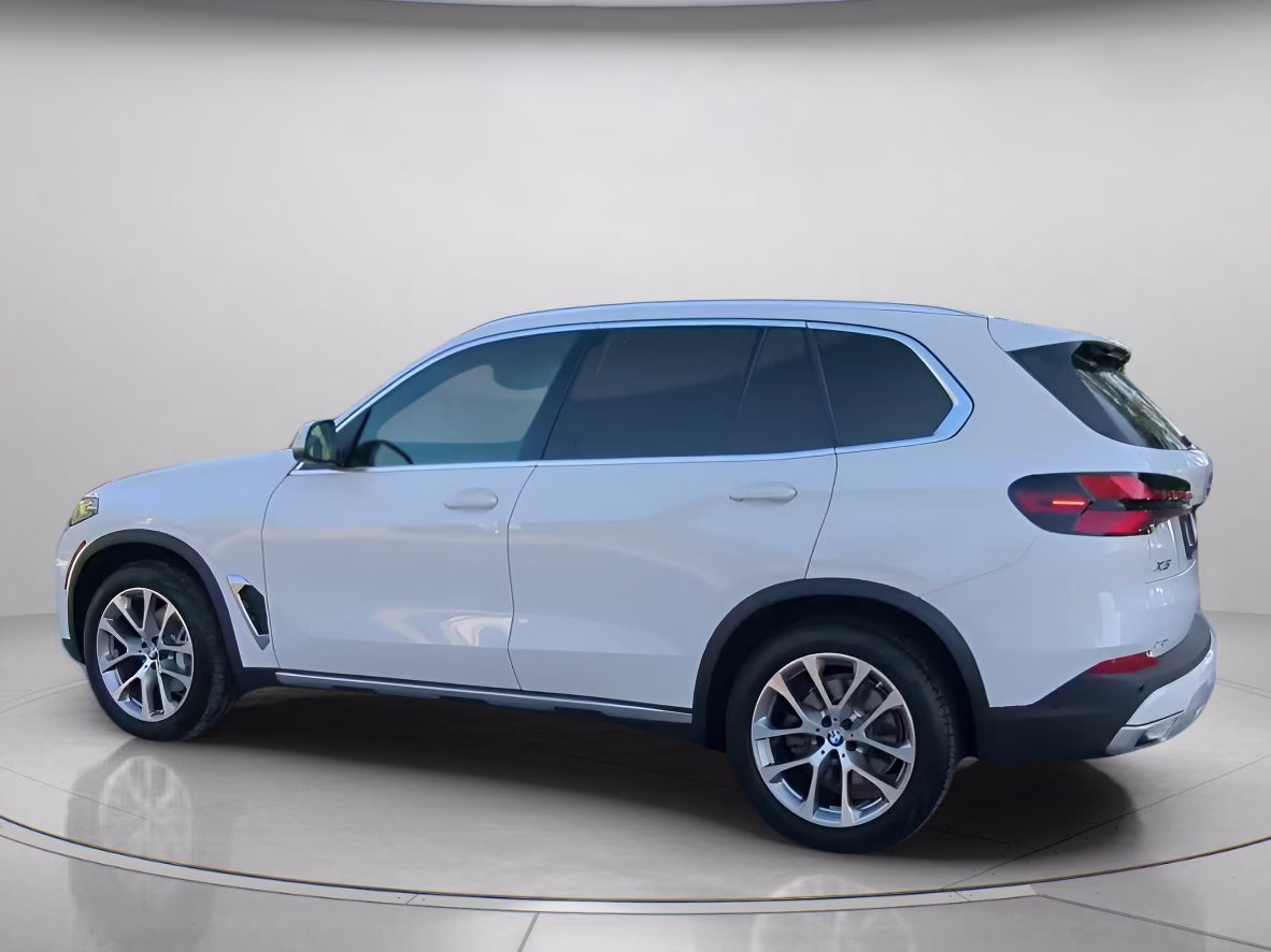 2025 Alpine White BMW X5 xDrive40i AWD SUV