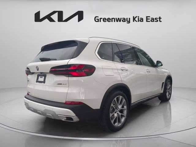 2025 Alpine White BMW X5 xDrive40i AWD SUV