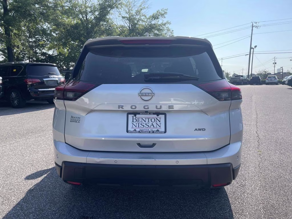 2025 Brilliant Silver Metallic Nissan Rogue SV AWD SUV