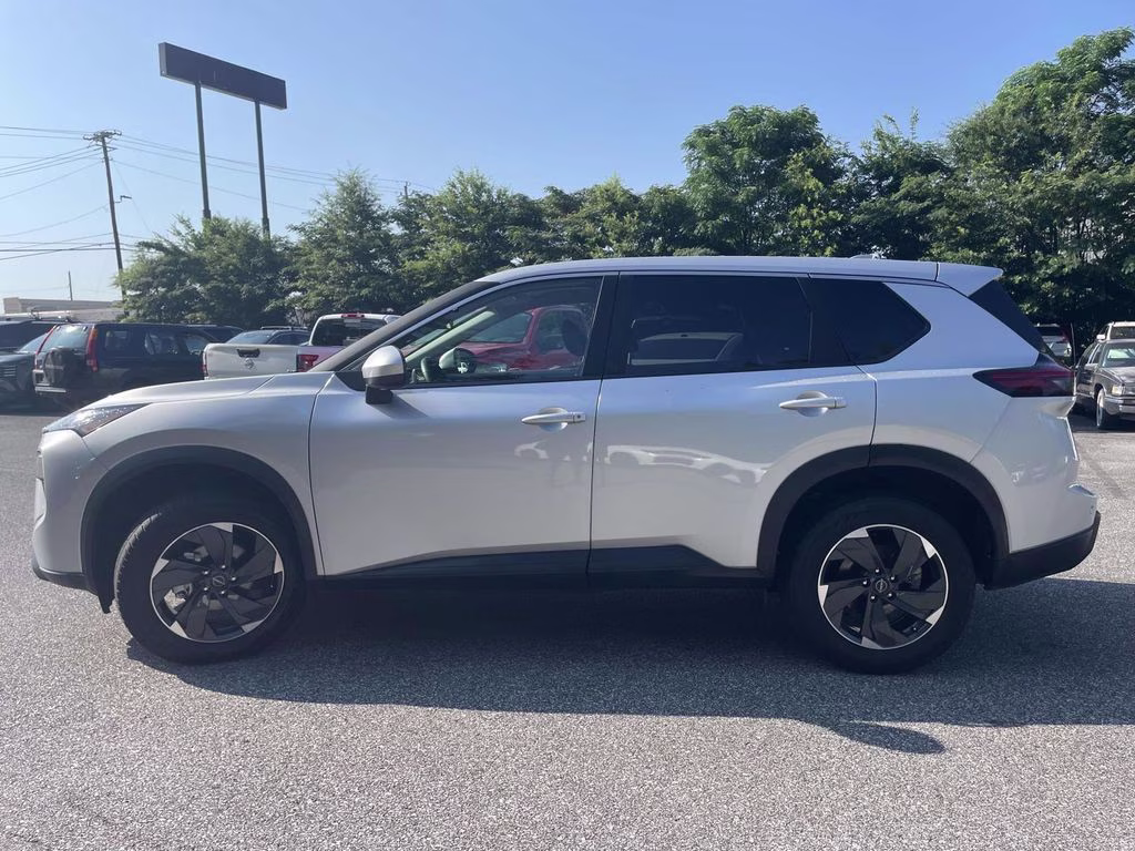 2025 Brilliant Silver Metallic Nissan Rogue SV AWD SUV