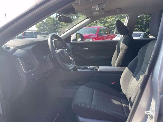 2025 Brilliant Silver Metallic Nissan Rogue SV AWD SUV