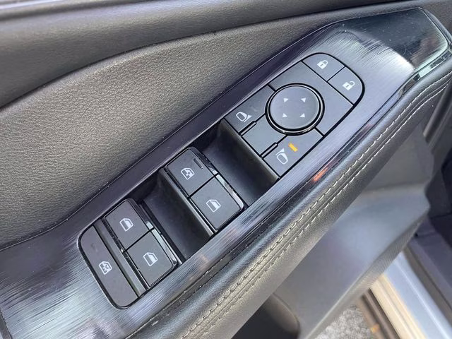 2025 Brilliant Silver Metallic Nissan Rogue SV AWD SUV