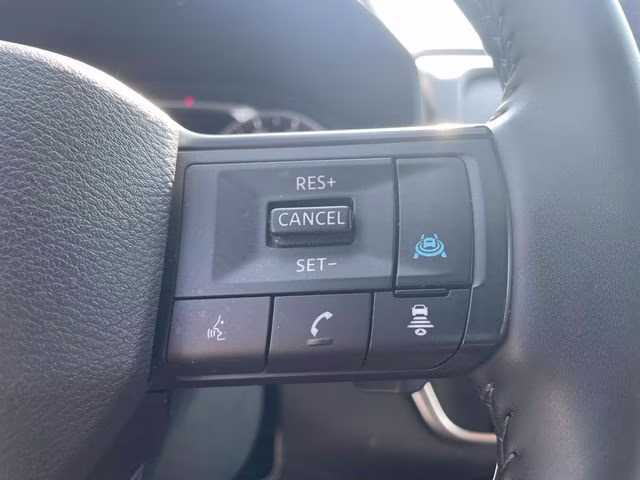 2025 Brilliant Silver Metallic Nissan Rogue SV AWD SUV
