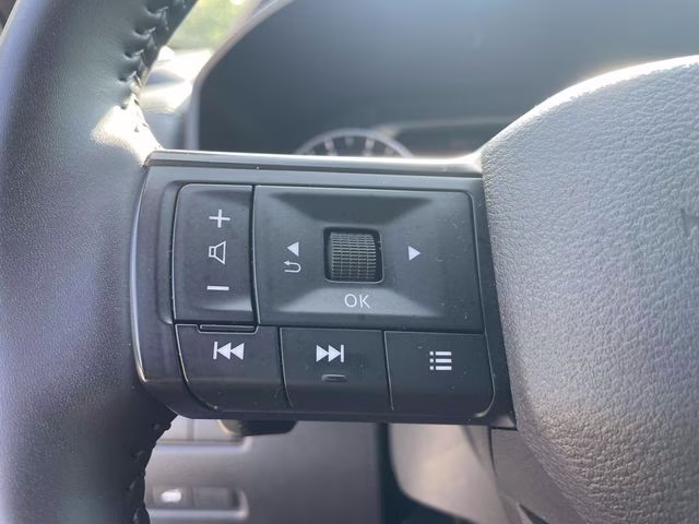 2025 Brilliant Silver Metallic Nissan Rogue SV AWD SUV