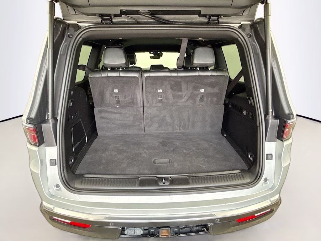 2023 Silver Zynith Jeep Wagoneer Series II 4X4 SUV