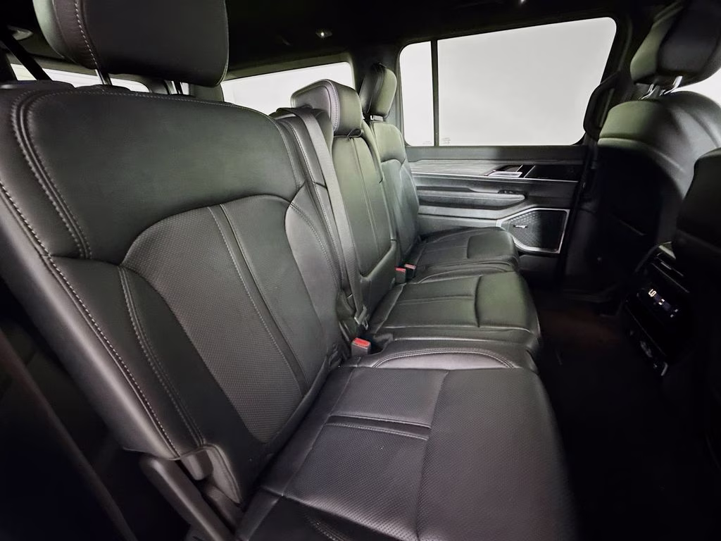 2023 Silver Zynith Jeep Wagoneer Series II 4X4 SUV