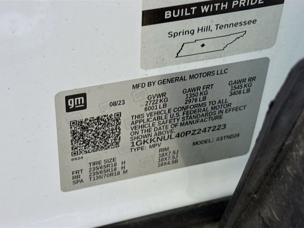 2023 Summit White GMC Acadia SLT AWD SUV