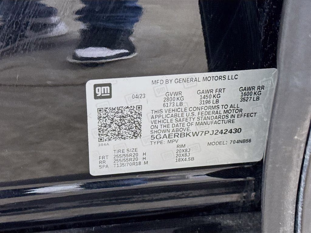 2023 Ebony Twilight Metallic Buick Enclave Essence FWD SUV