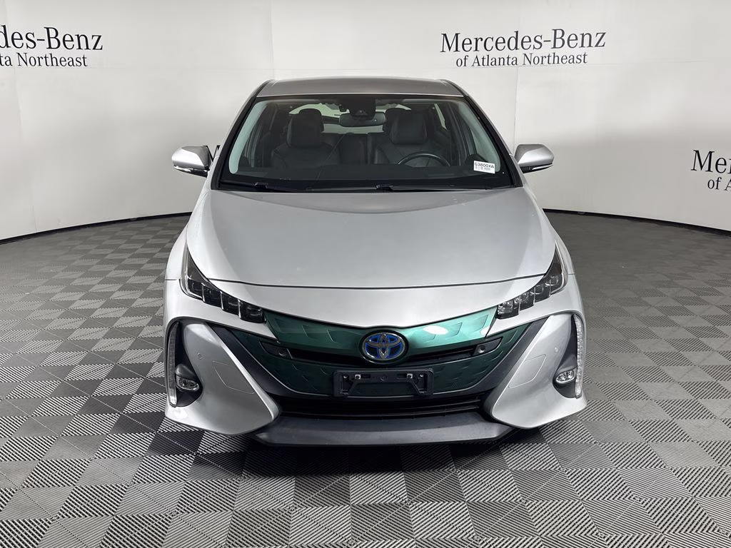 2017 Classic Silver Metallic Toyota Prius Prime Advanced FWD Hatchback