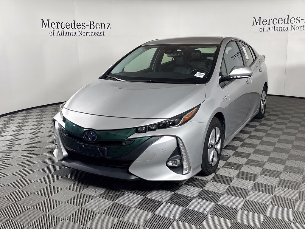 2017 Classic Silver Metallic Toyota Prius Prime Advanced FWD Hatchback