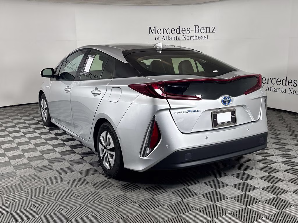 2017 Classic Silver Metallic Toyota Prius Prime Advanced FWD Hatchback