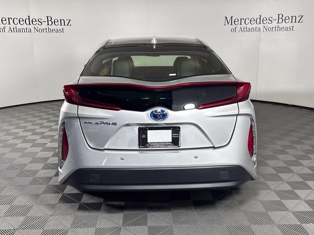 2017 Classic Silver Metallic Toyota Prius Prime Advanced FWD Hatchback