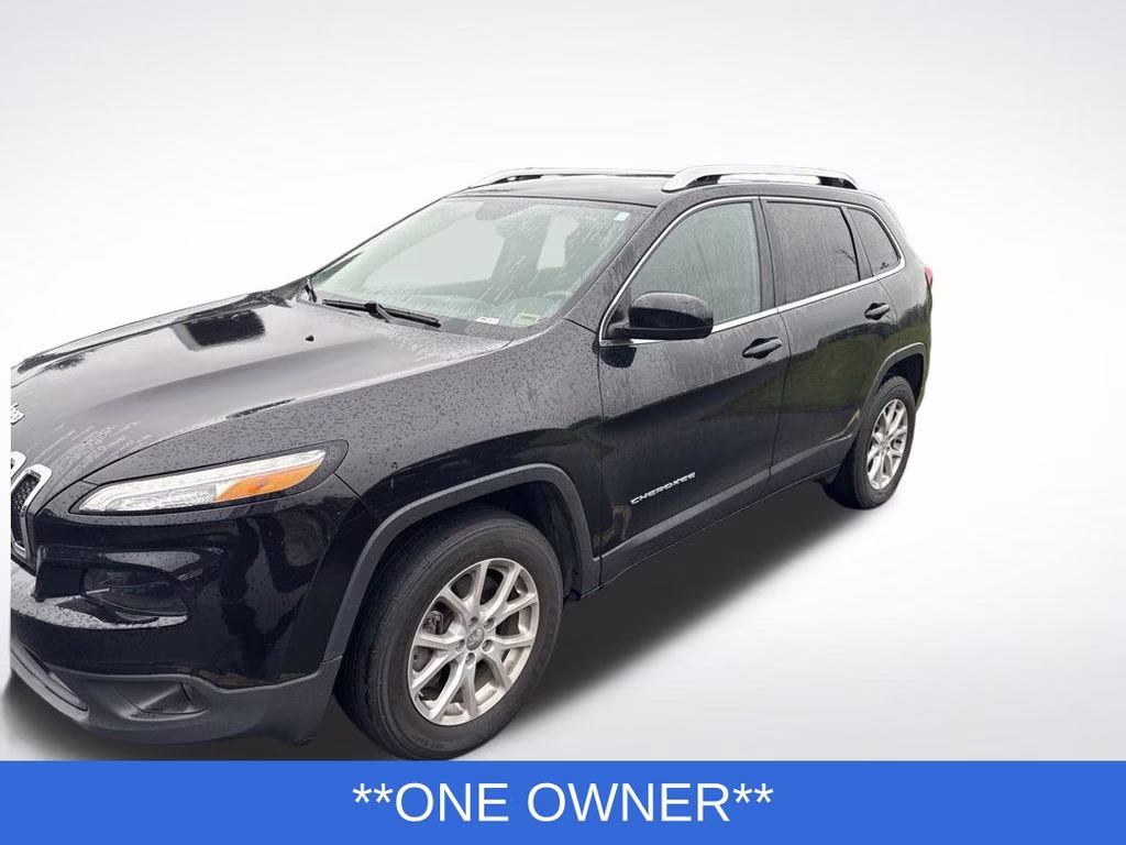 2018 Diamond Black Crystal Pearlcoat Jeep Cherokee Latitude Plus 4X4 SUV
