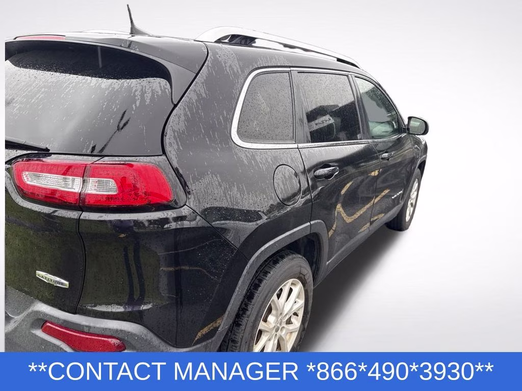 2018 Diamond Black Crystal Pearlcoat Jeep Cherokee Latitude Plus 4X4 SUV