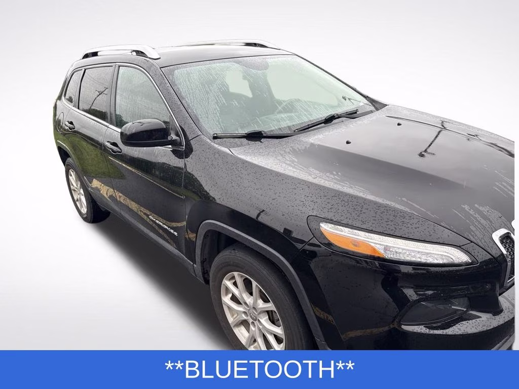 2018 Diamond Black Crystal Pearlcoat Jeep Cherokee Latitude Plus 4X4 SUV