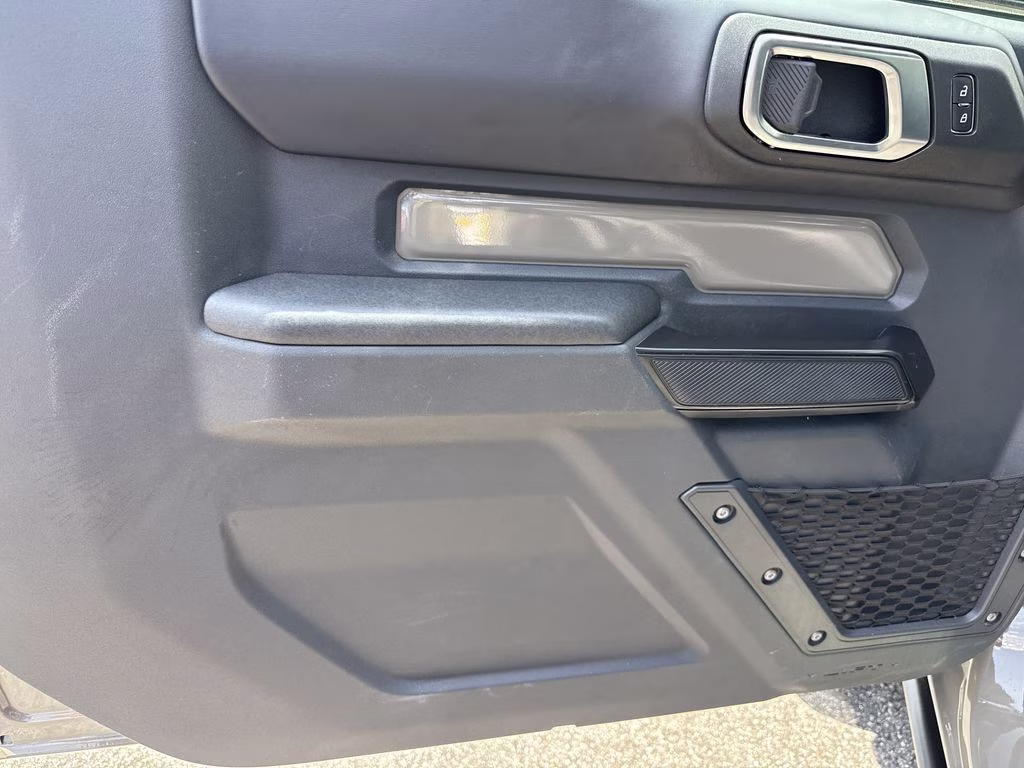 2025 Gray Ford Bronco Badlands 4X4 SUV