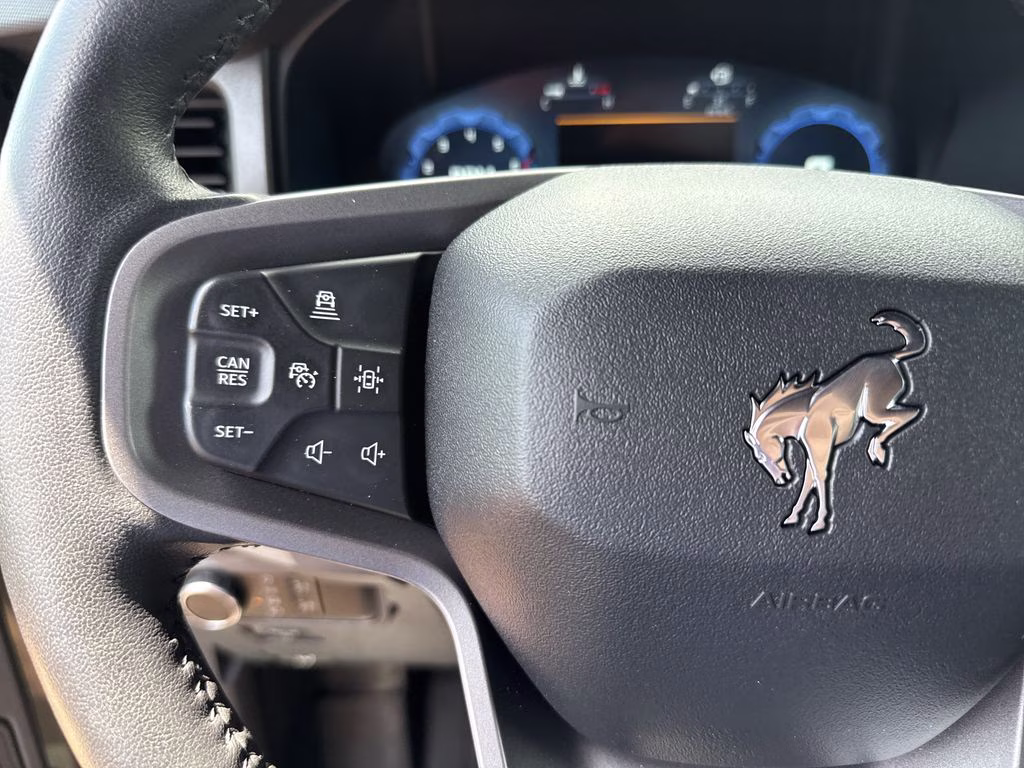 2025 Gray Ford Bronco Badlands 4X4 SUV