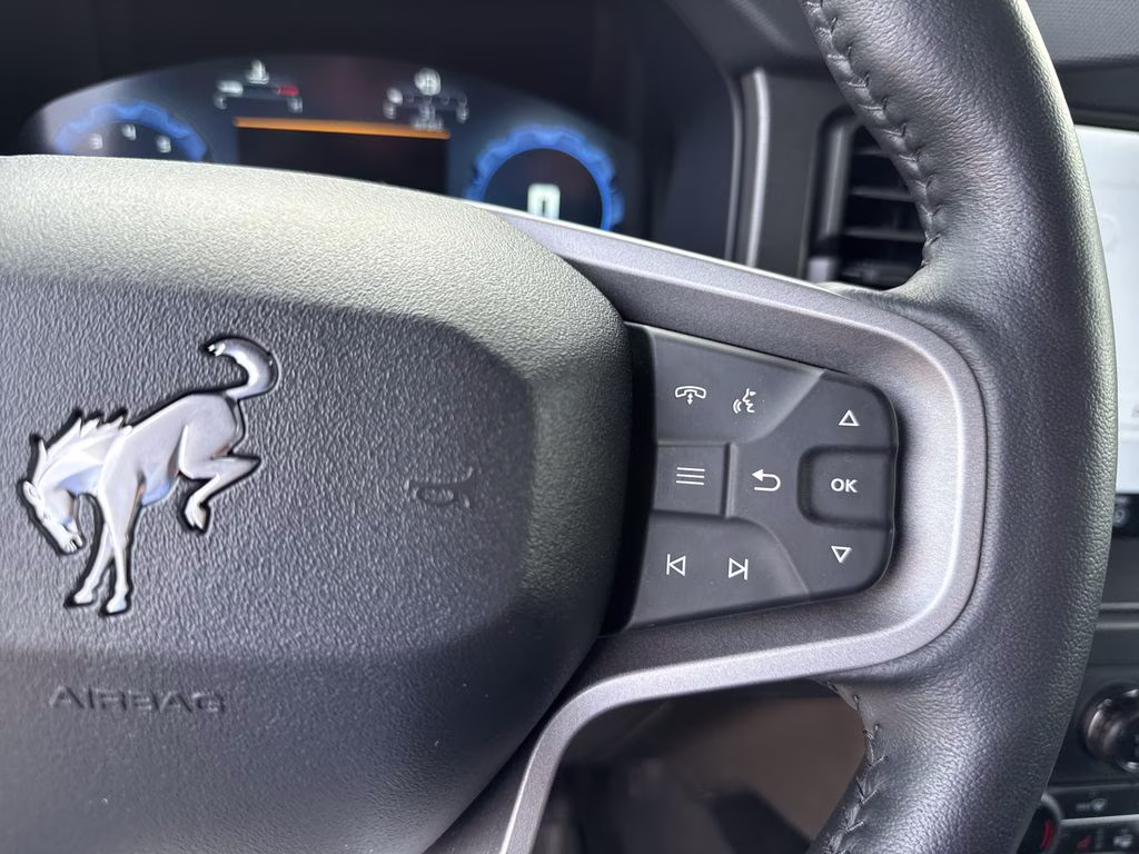 2025 Gray Ford Bronco Badlands 4X4 SUV