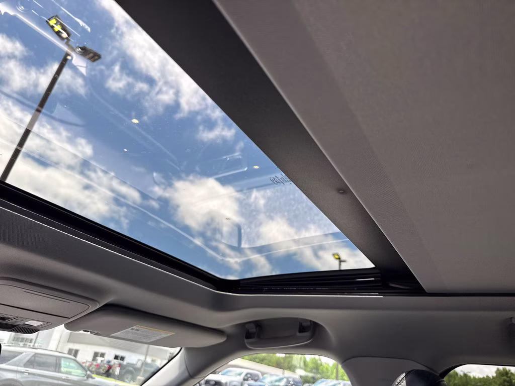 2024 Agate Black Metallic Ford Explorer XLT 4X4 SUV