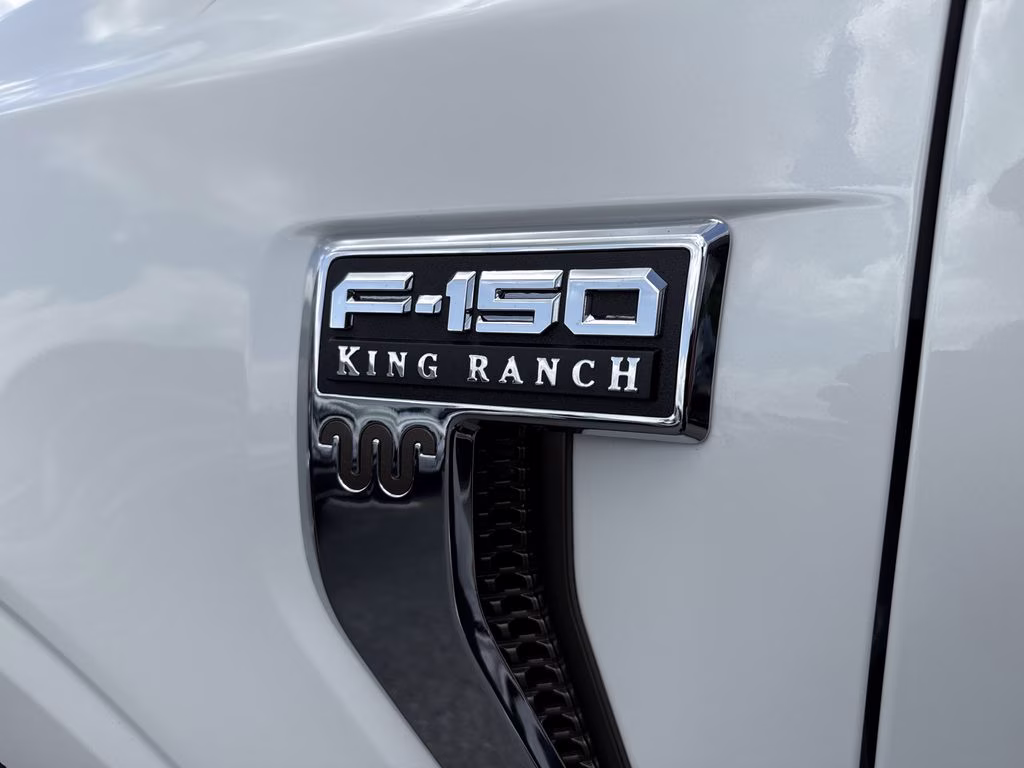 2025 Star White Metallic Tri-Coat Ford F-150 King Ranch 4X4 Truck