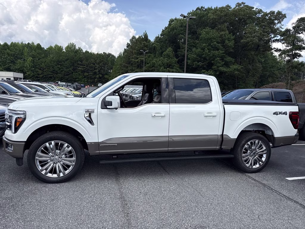 2025 Star White Metallic Tri-Coat Ford F-150 King Ranch 4X4 Truck