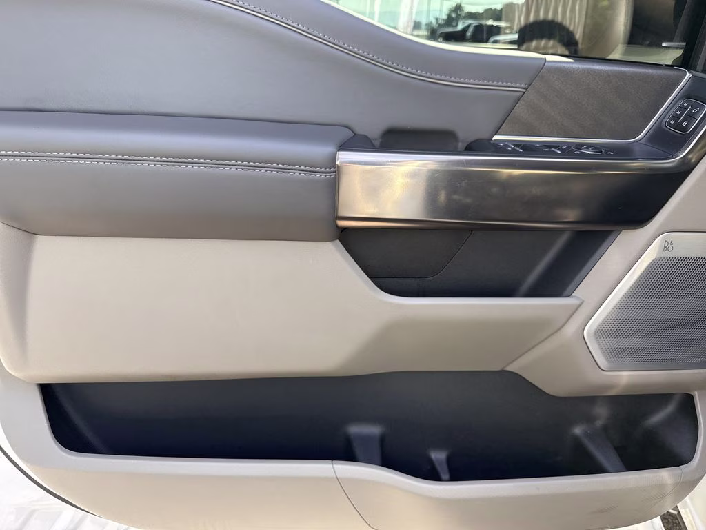 2024 White Metallic Ford F-150 Platinum 4X4 Truck