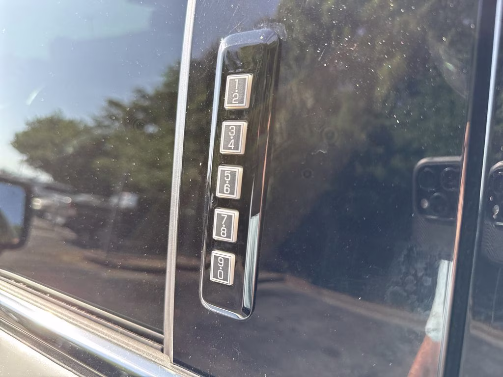 2024 White Metallic Ford F-150 Platinum 4X4 Truck