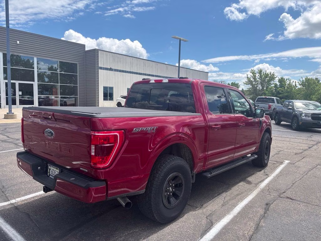 2021 Rapid Red Metallic Tinted Clearcoat Ford F-150 XLT Sport w/Trailer Tow Pkg 4X4 Truck